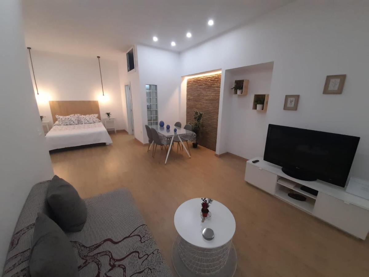 Apartamento Luna De Noviembre Малага Экстерьер фото