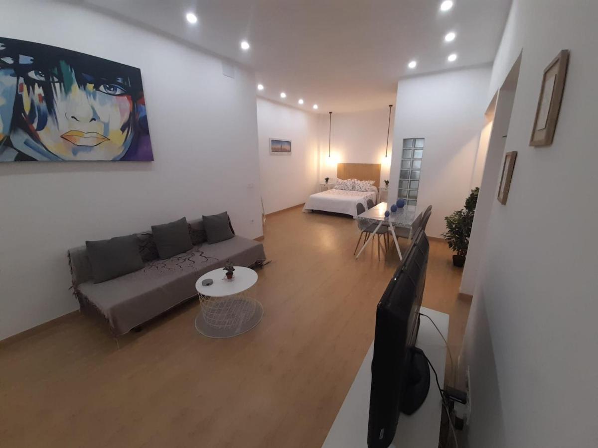 Apartamento Luna De Noviembre Малага Экстерьер фото